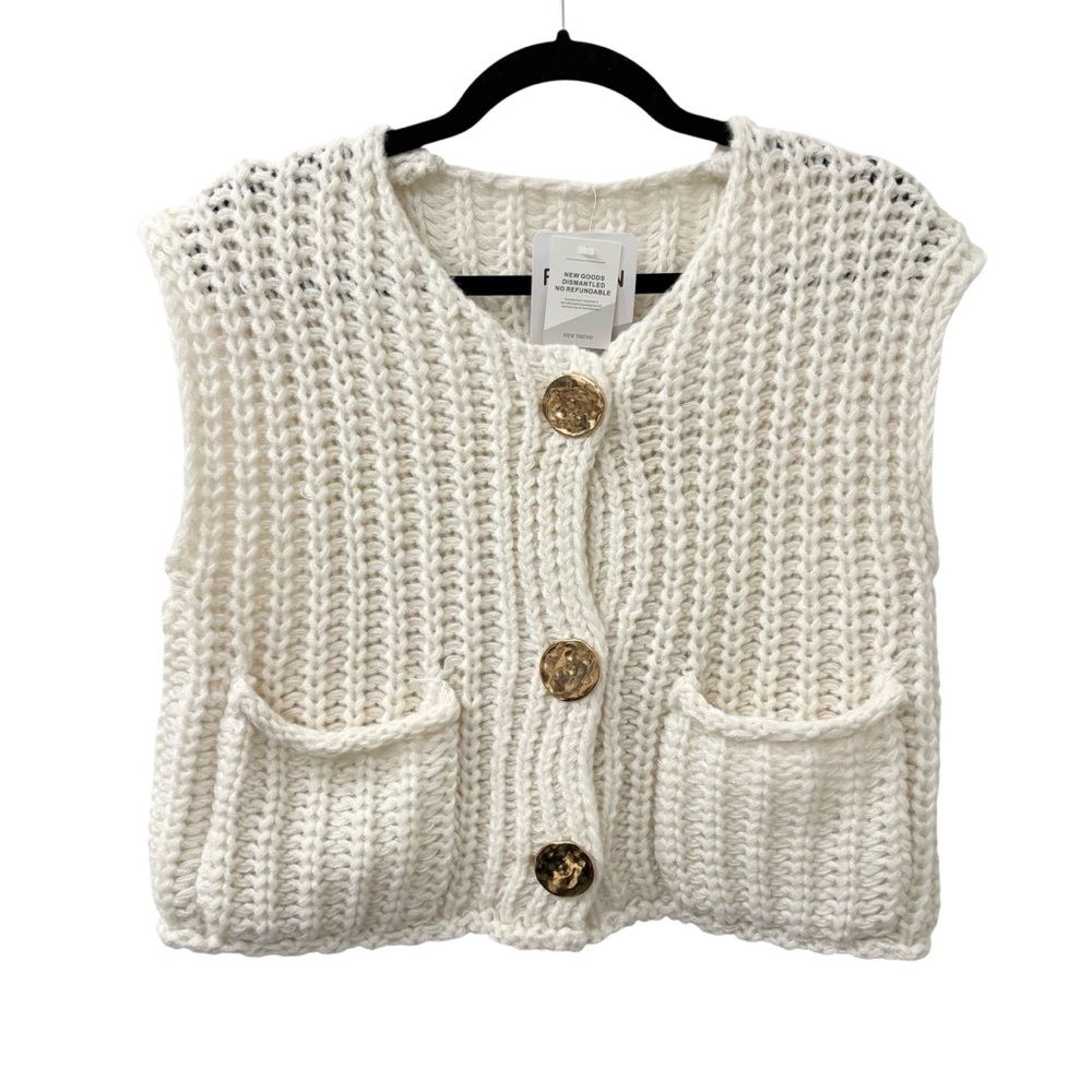 NWT Women's oversized White Knit Sleeveless Top Sz XS
